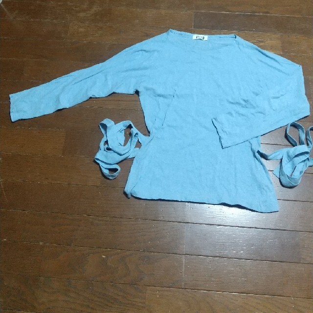 ISSEY MIYAKE(イッセイミヤケ)のIS イッセイミヤケ 長袖Tシャツ M レディースのトップス(Tシャツ(長袖/七分))の商品写真