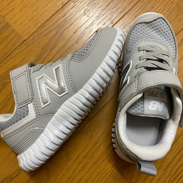 New Balance(ニューバランス)のニューバランス　kidsサイズ　17cm キッズ/ベビー/マタニティのキッズ靴/シューズ(15cm~)(スニーカー)の商品写真