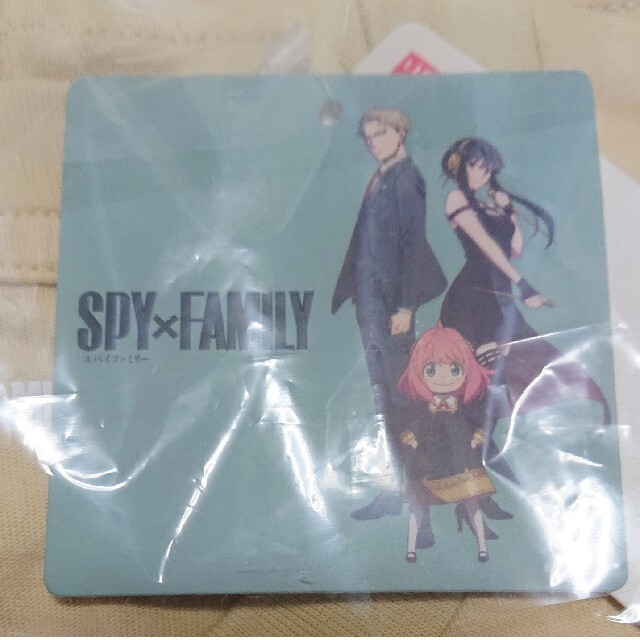 UNIQLO(ユニクロ)のユニクロ　UT　SPY×FAMILY スパイファミリー　Tシャツ メンズのトップス(Tシャツ/カットソー(半袖/袖なし))の商品写真