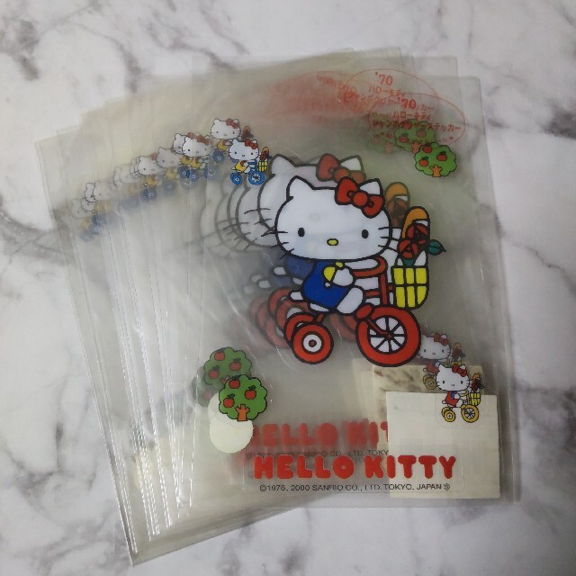 日本限定】'70 HELLO KITTYハローキティ ジャンボクリア 日本限定】'70 HELLO KITTYハローキティ ジャンボクリア