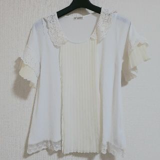 アクシーズファム(axes femme)の【即購入OK】[訳有処分価格]可愛い♡ブラウス(カットソー(半袖/袖なし))