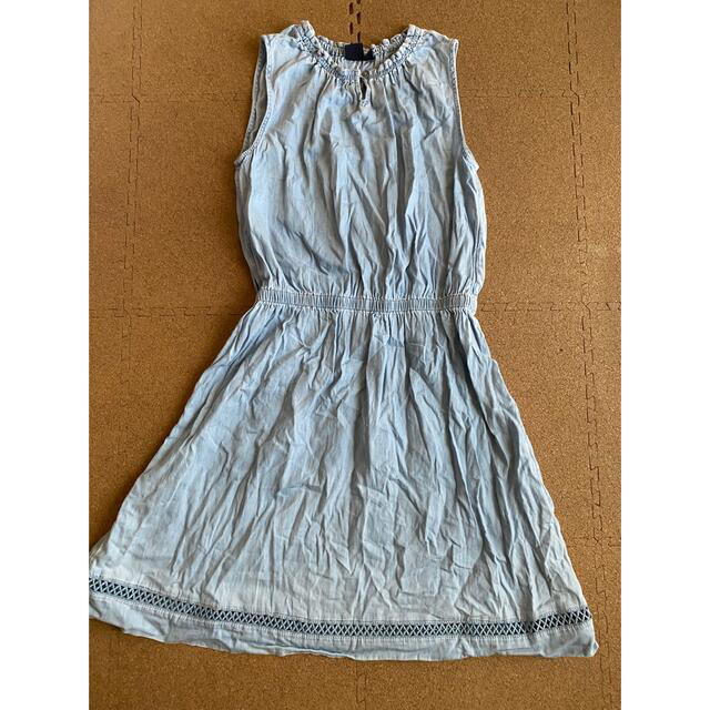 GAP(ギャップ)のGAP   デニムワンピース　ＸＸＬ キッズ/ベビー/マタニティのキッズ服女の子用(90cm~)(ワンピース)の商品写真