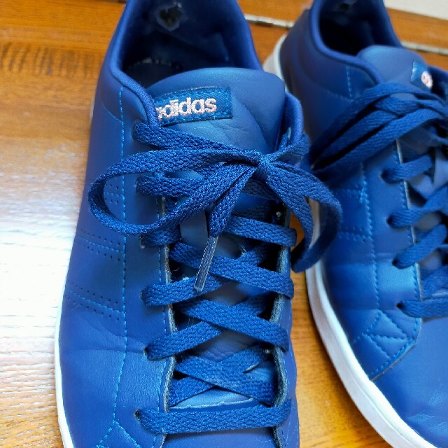 adidas(アディダス)のアディダス　レディース　スニーカー レディースの靴/シューズ(スニーカー)の商品写真