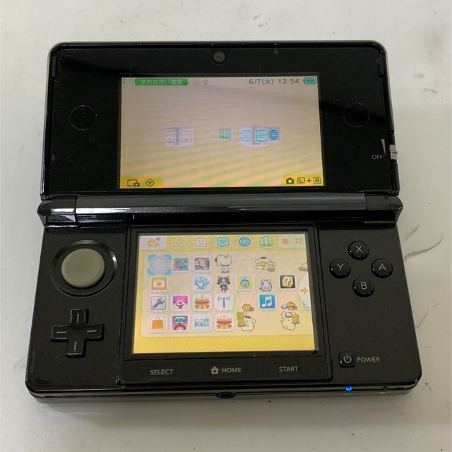 3DS本体とDSソフト＋3DSソフト　50本まとめて　　USEDジャンク品 エンタメ/ホビーのゲームソフト/ゲーム機本体(携帯用ゲームソフト)の商品写真