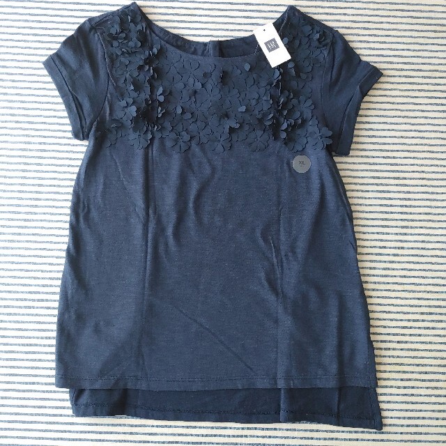 GAP(ギャップ)のGAP　Tシャツ　XXL　160cm　未使用　タグ付き キッズ/ベビー/マタニティのキッズ服女の子用(90cm~)(Tシャツ/カットソー)の商品写真