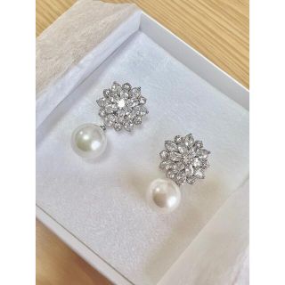 スワロフスキー(SWAROVSKI)のステラブライダル　ピアス　結婚式　ウェディング(ピアス)