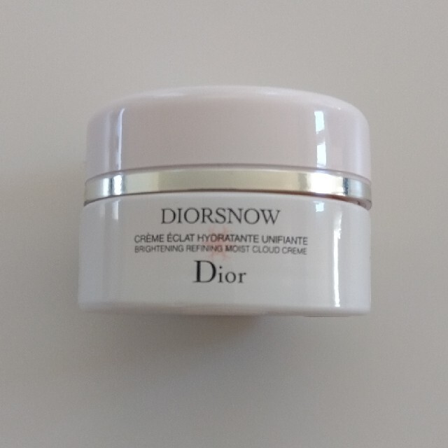 Dior(ディオール)のDior　スノーエッセンス　オブ　ライト（薬用美容液）保湿クリーム付き コスメ/美容のスキンケア/基礎化粧品(美容液)の商品写真