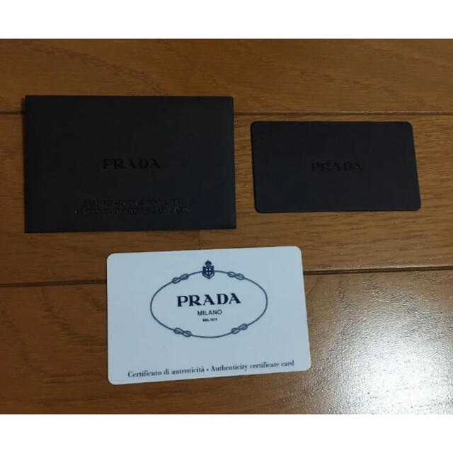 PRADA(プラダ)のPRADA 二つ折り お財布 ブルー　水色 レディースのファッション小物(財布)の商品写真