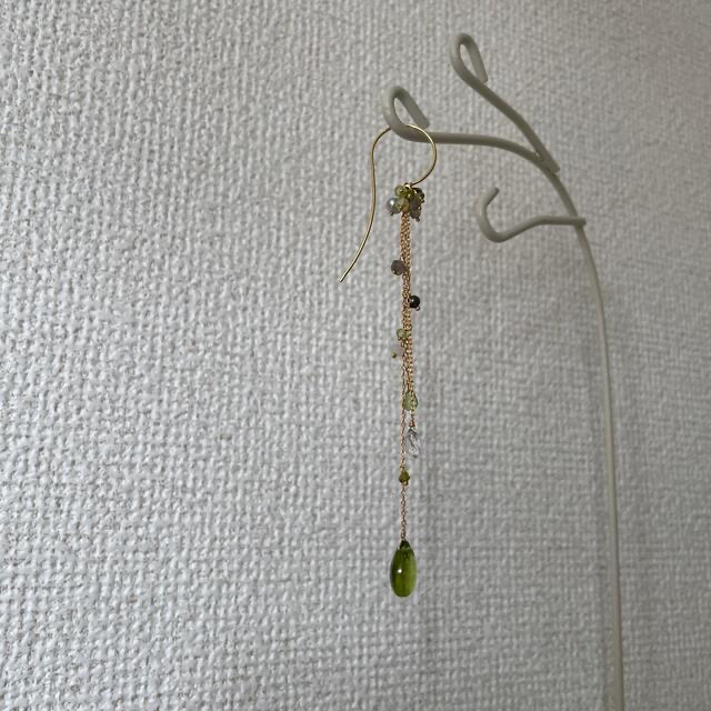 Sweet Pea 片耳ピアス K18 Green
