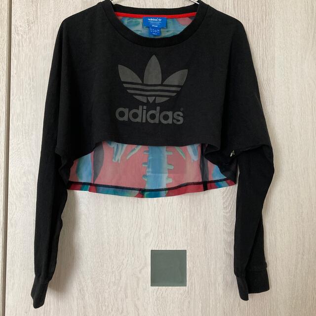 adidas(アディダス)のAdidasアディダス　クロップド　レアデザイン　長袖Tシャツ レディースのトップス(Tシャツ(長袖/七分))の商品写真