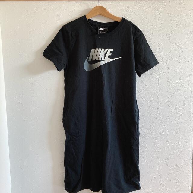 NIKE(ナイキ)の専用　NIKEワンピース　140 キッズ/ベビー/マタニティのキッズ服女の子用(90cm~)(ワンピース)の商品写真