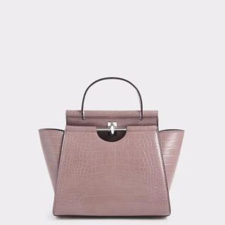 チャールズアンドキース(Charles and Keith)の【最終値下げ】クロックエフェクト トラペーズトップハンドルバッグ(ショルダーバッグ)