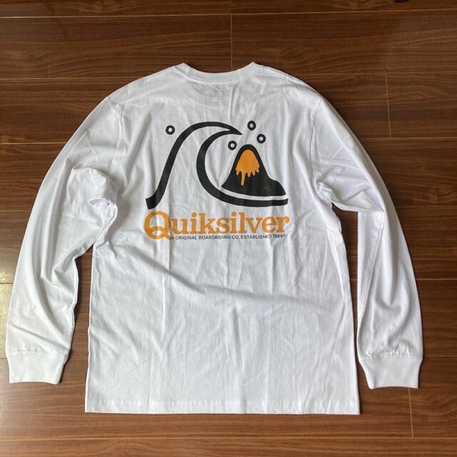 QUIKSILVER(クイックシルバー)のクイックシルバー 長袖Tシャツ L 白 ホワイト プリント柄 ロンT メンズのトップス(Tシャツ/カットソー(七分/長袖))の商品写真