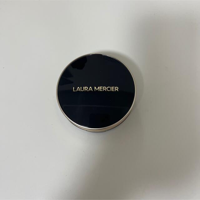 laura mercier(ローラメルシエ)のローラメルシエ　クッションファンデ コスメ/美容のベースメイク/化粧品(ファンデーション)の商品写真