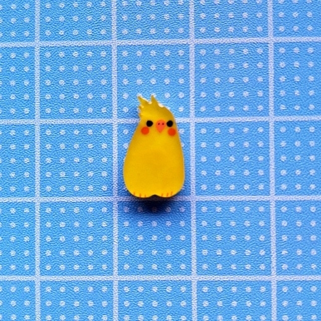 現品 オカメインコ(黄) クリップ ハンドメイドのアクセサリー(チャーム)の商品写真