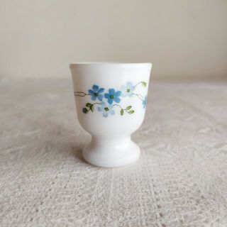 【funny さま】vintage *❀ ミルクガラス  egg cup(食器)