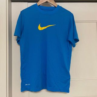 ナイキ(NIKE)のNIKE キッズ　Tシャツ　Mサイズ(Tシャツ/カットソー)