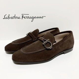 サルヴァトーレフェラガモ(Salvatore Ferragamo)の☆美品 フェラガモ ガンチーニ Uチップ スエード ローファー 濃茶 イタリア製(ドレス/ビジネス)