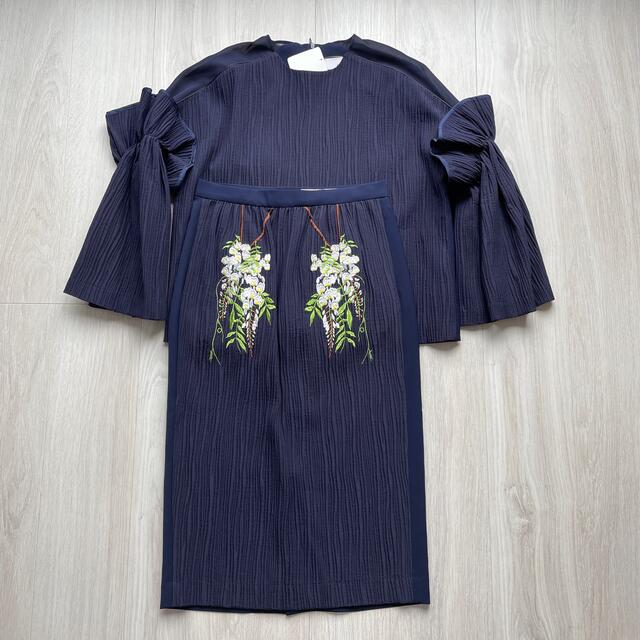 おすすめネット AKIRANAKA アキラナカ ネイビー刺繍セットアップ