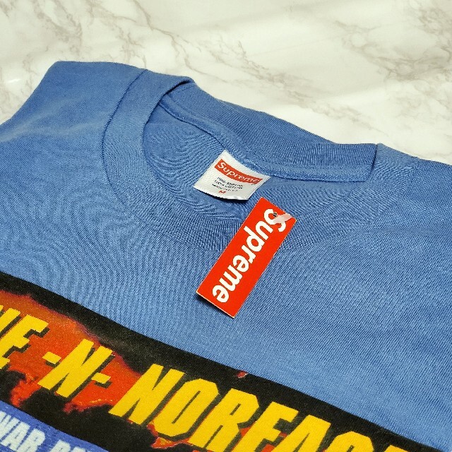 Supreme(シュプリーム)のSupreme The War Report　Tシャツ　Mサイズ メンズのトップス(Tシャツ/カットソー(半袖/袖なし))の商品写真