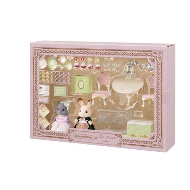 【SALE/37%OFF】 LADUREE - 新品 未使用 シルバニアファミリー ラデュレ キャラクターグッズ 【SALE/37%OFF】 LADUREE - 新品 未使用 シルバニアファミリー ラデュレ キャラクターグッズ