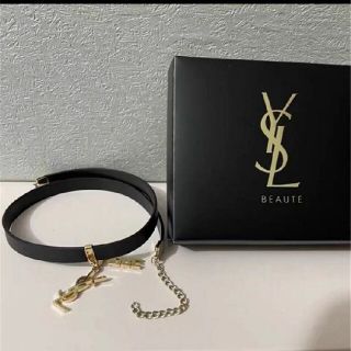 イヴサンローランボーテ(Yves Saint Laurent Beaute)のイヴサンローラン　ブレスレット　ネックレス　チョーカー　箱付き(ブレスレット/バングル)