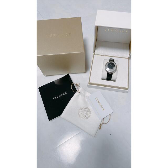 VERSACE(ヴェルサーチ)のヴェルサーチ腕時計 レディースのファッション小物(腕時計)の商品写真