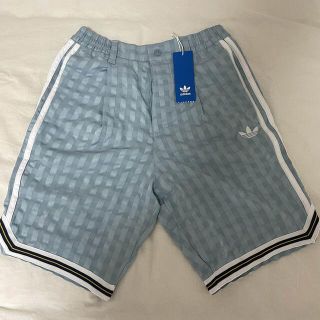 【新品未使用】adidas アディダス ハーフパンツ　水色(ショートパンツ)