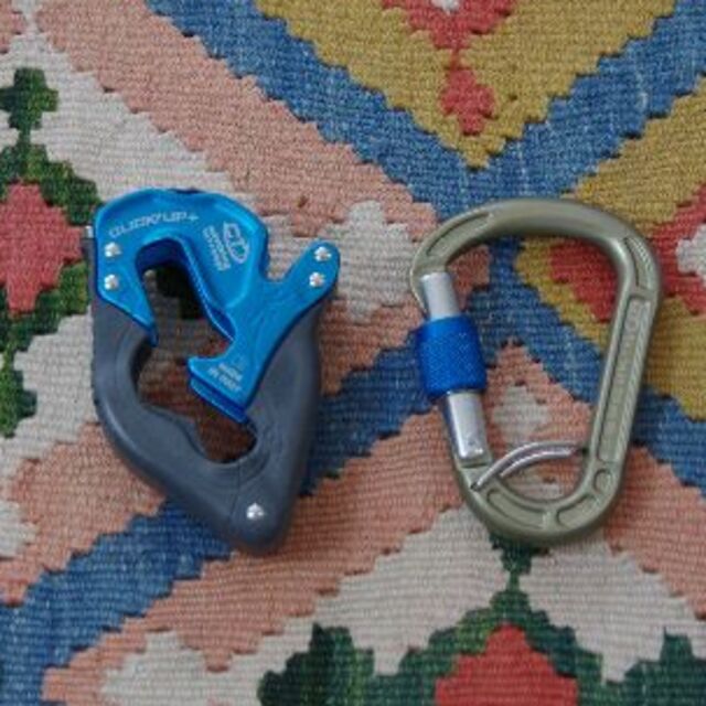 PETZL(ペツル)のクリックアッププラス clickup+ クライミング用品 スポーツ/アウトドアのアウトドア(登山用品)の商品写真