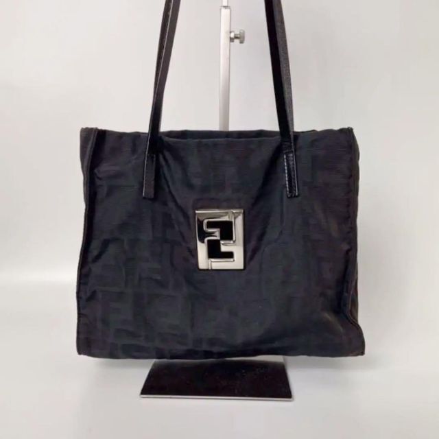 フェンディ ナイロントートバッグ ズッカ柄 黒 FENDI シルバー金具