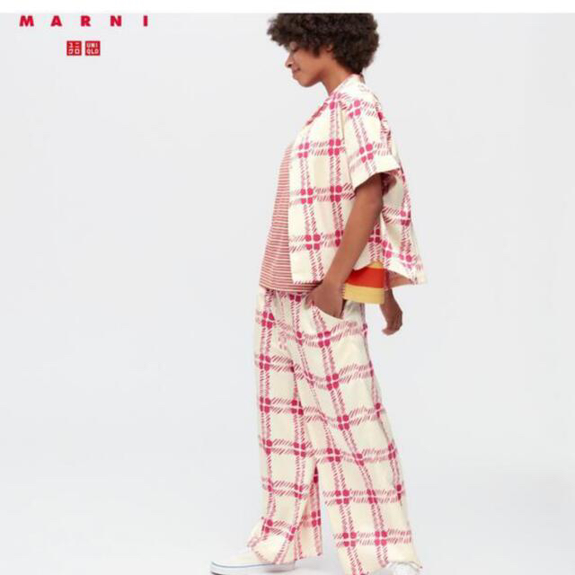 Marni(マルニ)の【新品・売切れ】MARNIマルニ×UNIQLOユニクロ　ドレープイージーパンツ レディースのパンツ(カジュアルパンツ)の商品写真