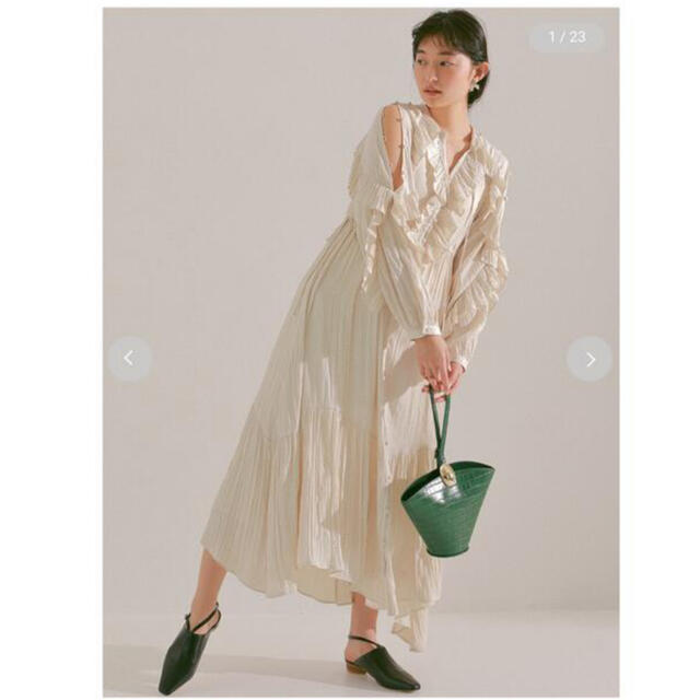 Lily Brown ワッシャーフリルワンピースの通販 by ai's shop|リリー