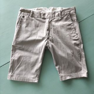 ディーゼル(DIESEL)のショートパンツ　グレー　ディーゼル(ショートパンツ)