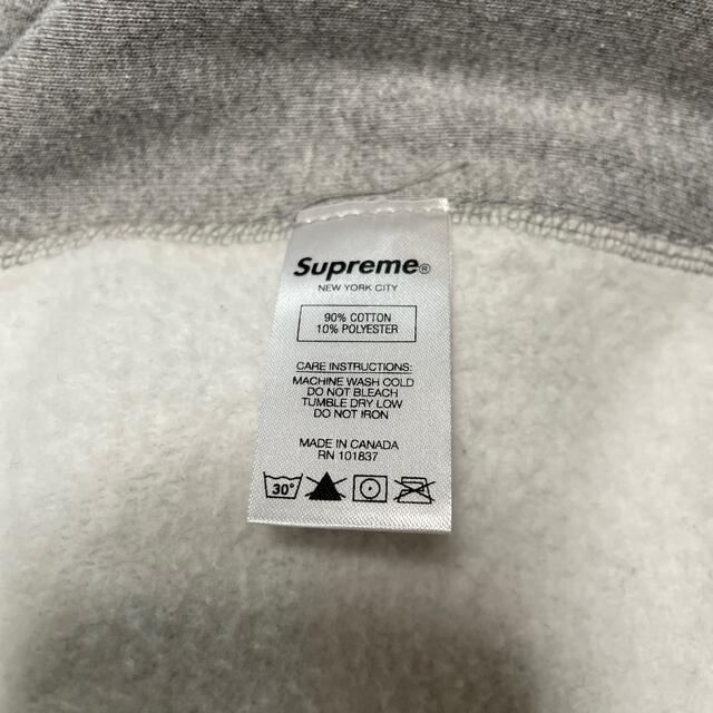 Supreme(シュプリーム)のシュプリーム Supreme Cross Box Logo Hooded メンズのトップス(パーカー)の商品写真