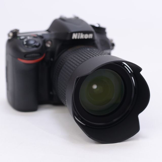 Nikon D7100　18-105 VR レンズキット　付属品完備　ニコン