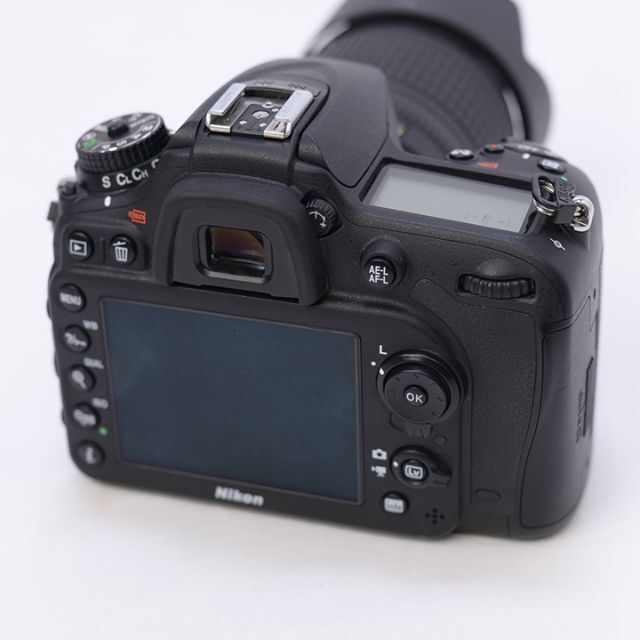 Nikon D7100　18-105 VR レンズキット　付属品完備　ニコン