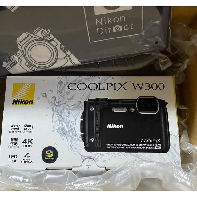 Nikon(ニコン)の【新品未開封】 ニコン COOLPIX W300 ブラック スマホ/家電/カメラのカメラ(コンパクトデジタルカメラ)の商品写真