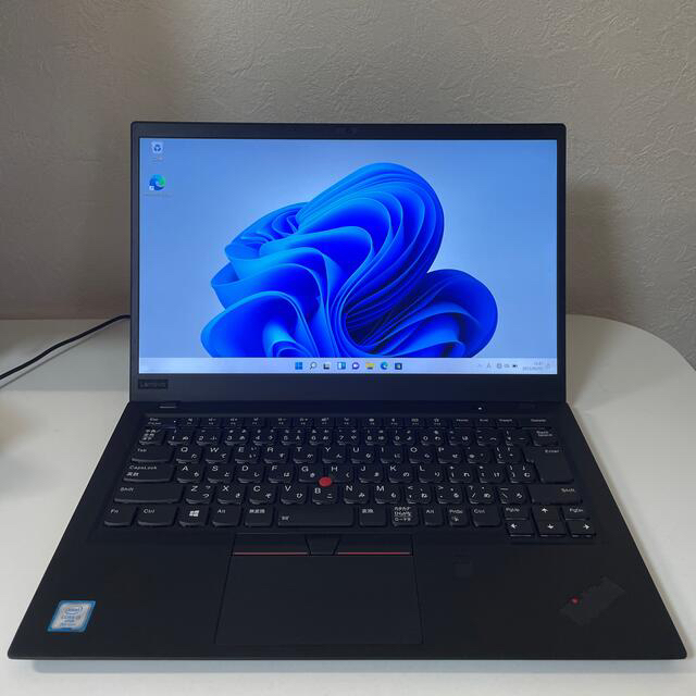 Lenovo(レノボ)の【風見鶏様】Thinkpad X1 Carbon 2018 i5 256G 8G スマホ/家電/カメラのPC/タブレット(ノートPC)の商品写真