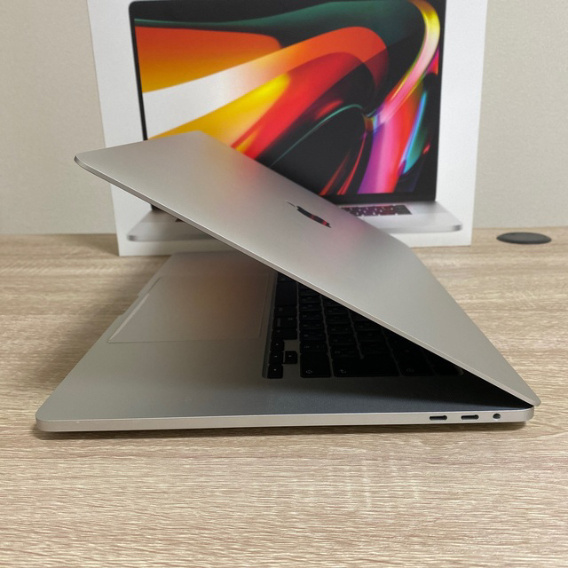 APPLE MacBook Pro MACBOOK PRO MVVL2J/A