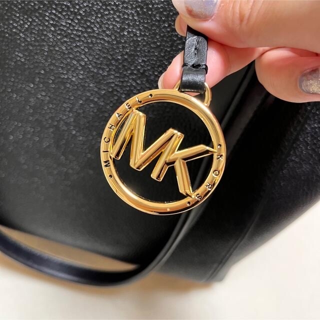 Michael Kors(マイケルコース)のMICHAEL KORS  ミディアム トップジップトート レディースのバッグ(トートバッグ)の商品写真