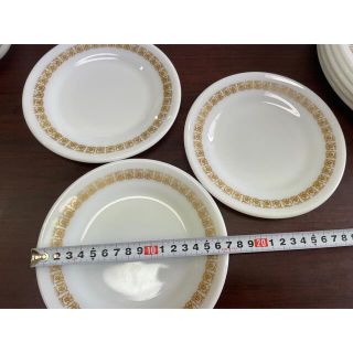 パイレックス(Pyrex)の8月31日まで値下げ中　パイレックス　Pyrex 花柄　皿(食器)