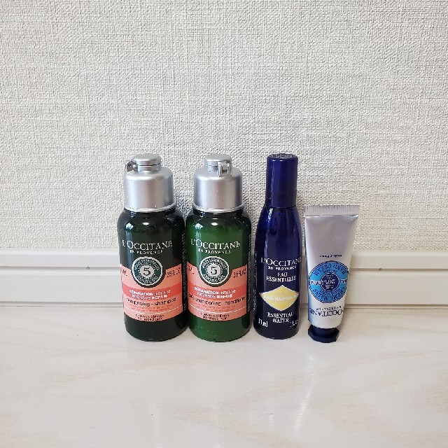 L'OCCITANE(ロクシタン)の新品 未使用 未開封 ロクシタン ヘアケアセット 基礎化粧品 ハンドクリーム コスメ/美容のボディケア(ハンドクリーム)の商品写真