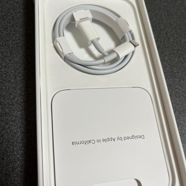 iPhone(アイフォーン)のiPhone 充電ケーブル　純正品　正規品 スマホ/家電/カメラのスマホアクセサリー(その他)の商品写真