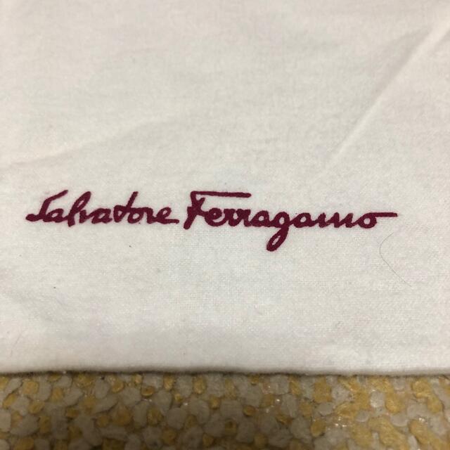 Salvatore Ferragamo(サルヴァトーレフェラガモ)のショップ袋　布袋　フェラガモ レディースのバッグ(ショップ袋)の商品写真