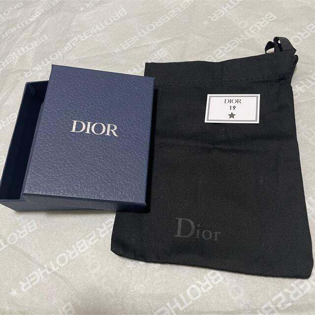 Dior(ディオール)のDior x Air Jordan Wings Card Case "Gray" メンズのファッション小物(名刺入れ/定期入れ)の商品写真