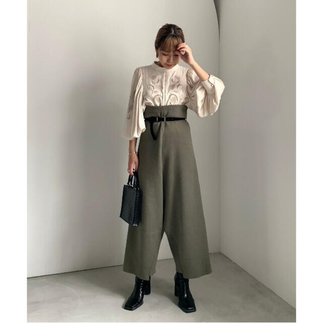 Ameri VINTAGE(アメリヴィンテージ)の値下げ！Ameri VINTAGE SHORT LEG KNIT PANTS レディースのパンツ(カジュアルパンツ)の商品写真