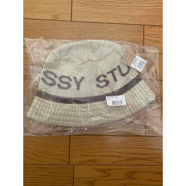 【最安値】 即完売STUSSY 22ss  バケットハット 新品未開封 メンズの帽子(ニット帽/ビーニー)の商品写真