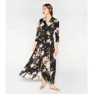 ザラ(ZARA)の⭐︎reina⭐︎様専用【ZARA】ザラ　花柄ロングワンピース　XS size(ロングワンピース/マキシワンピース)