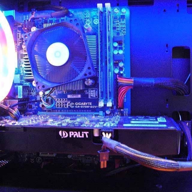 ゲーミングpc【☆虹蒼3連☆ハイパーWifiゲーミングフォートナイト