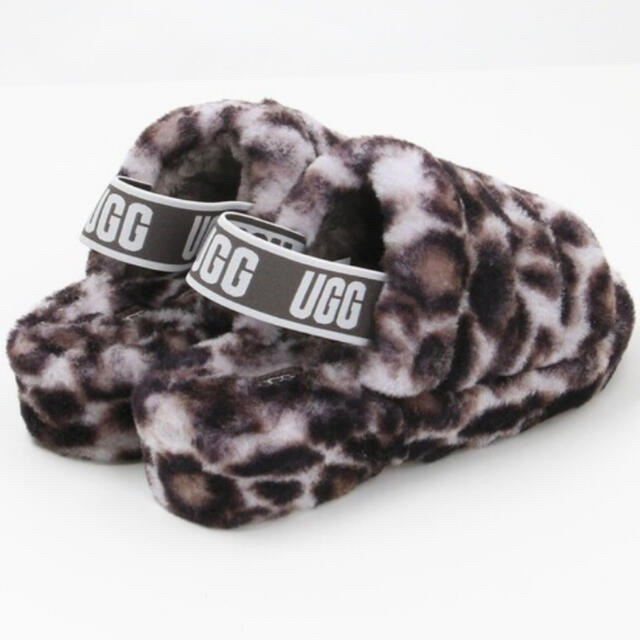 UGG(アグ)のUGG FLUFF YEAH SLIDE PANTHER PRINT レディースの靴/シューズ(サンダル)の商品写真